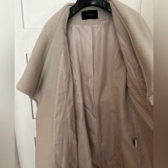 Tahari mid length winter coat - Picture 2 of 5